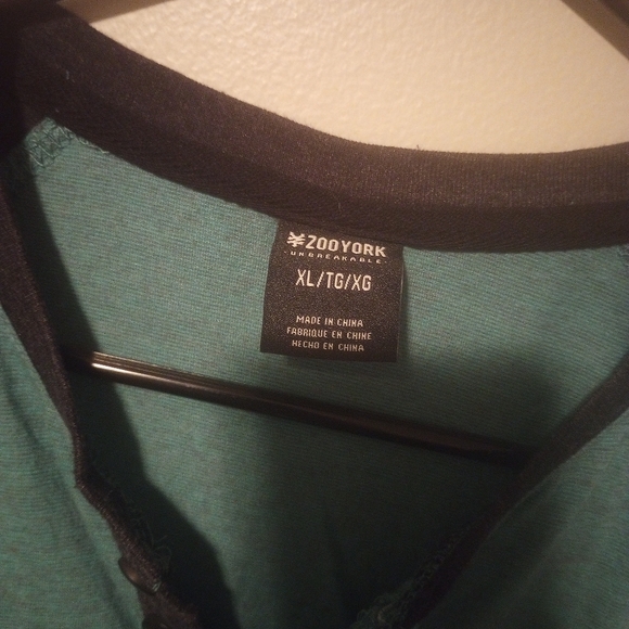 Zoo York men's short sleeve half button pullover tee - Picture 5 of 5